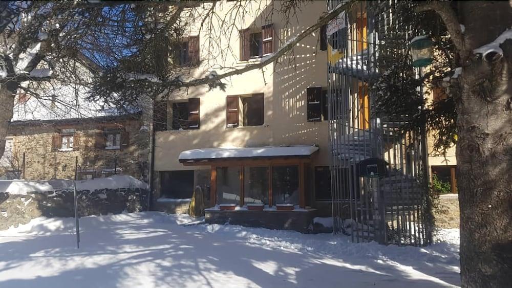 Xalet-Refugi U.E.C. Hostel La Molina  Ngoại thất bức ảnh